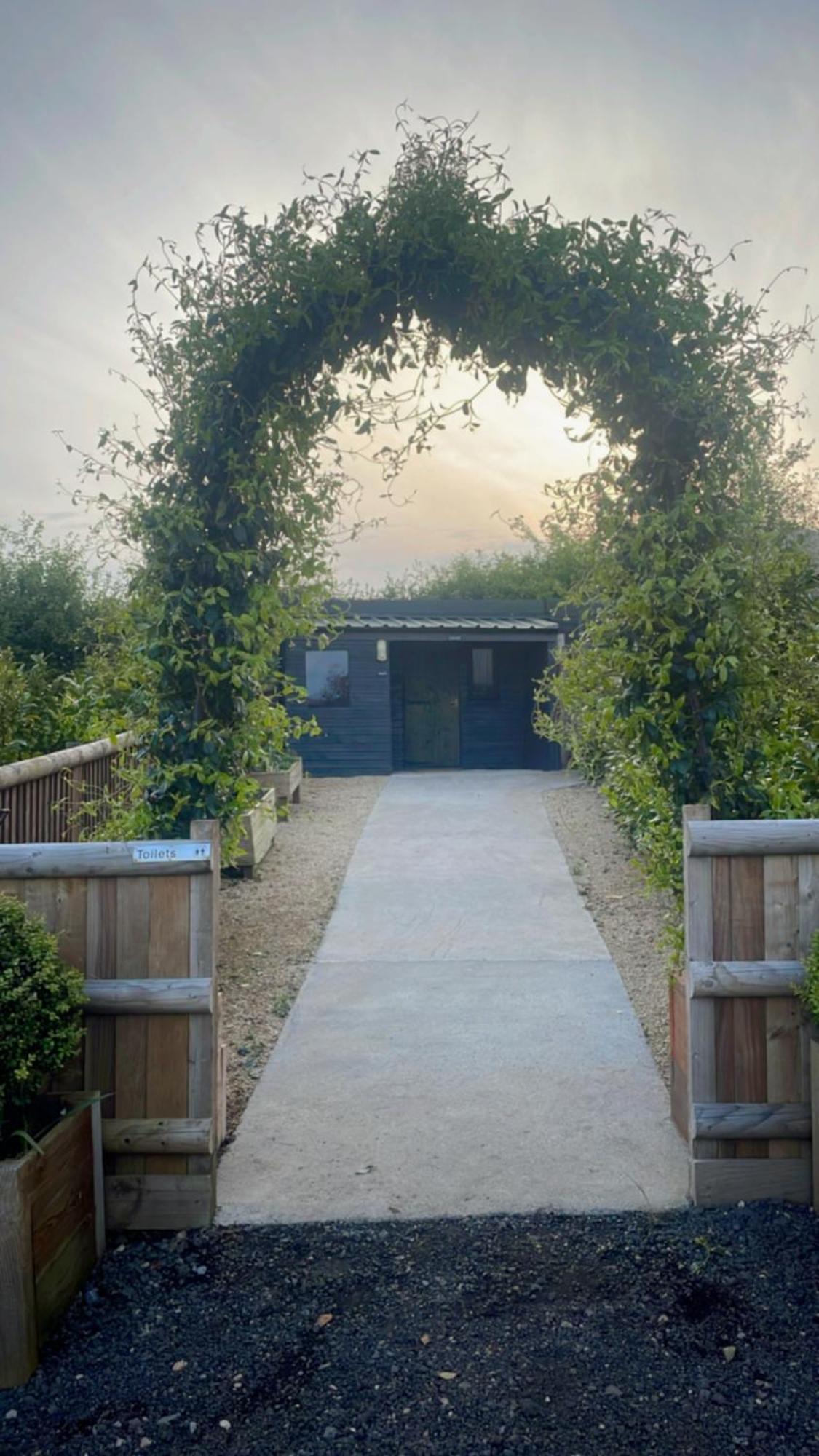 Swallowfield Glamping-Station Master Yeovil Exteriör bild